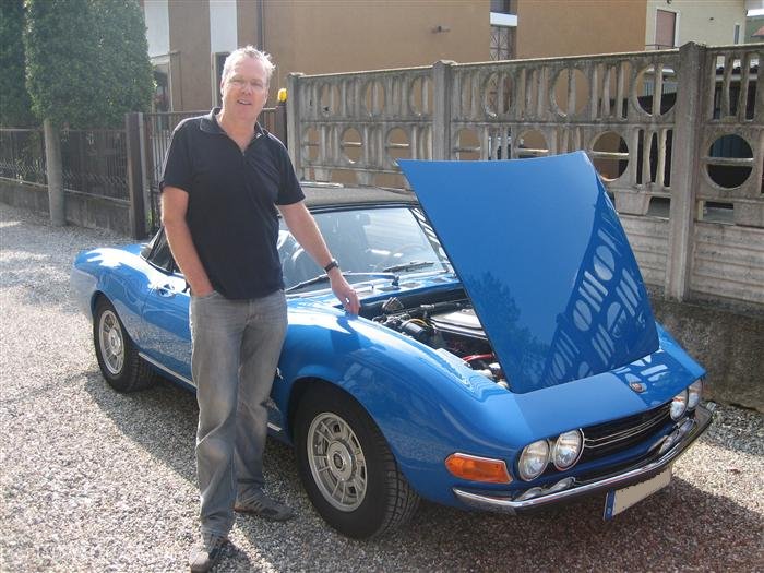 Dirk and his Spider 2400 blu francia